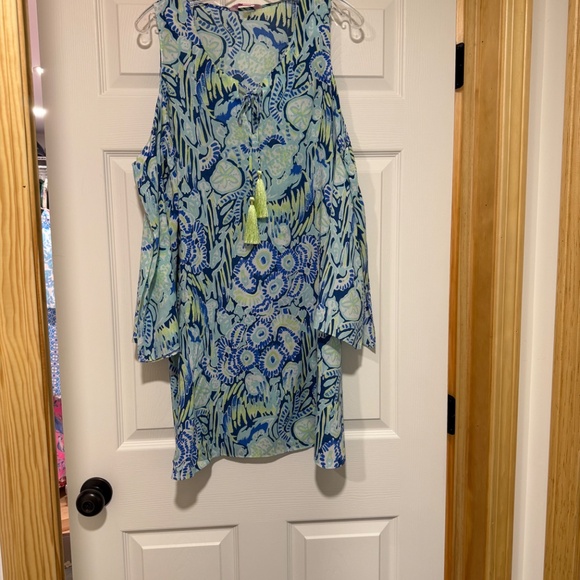 EUC Lilly Pulitzer Benicia Cold Shoulder Dress, Size Medium - Picture 6 of 6